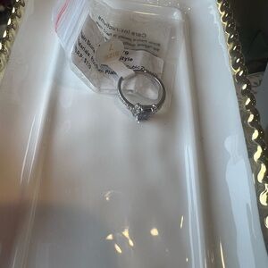 #24 BOMB PARTY Heart Solitaire Ring with Clear Stone - Silver